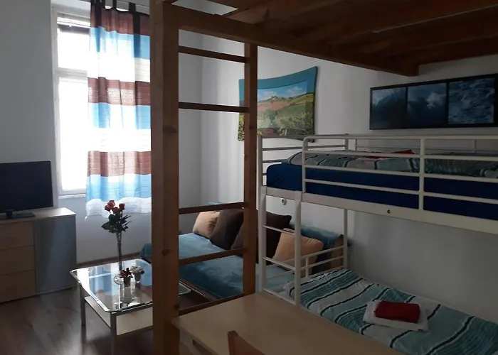 Monteapartments Belvedere 10 Minutes To Downtown Vienna