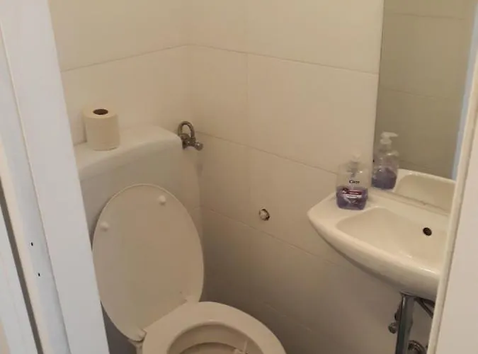 Monteapartments Belvedere 10 Minutes To Downtown Apartment *