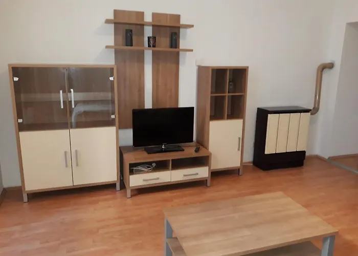 Monteapartments Belvedere 10 Minutes To Downtown Apartment